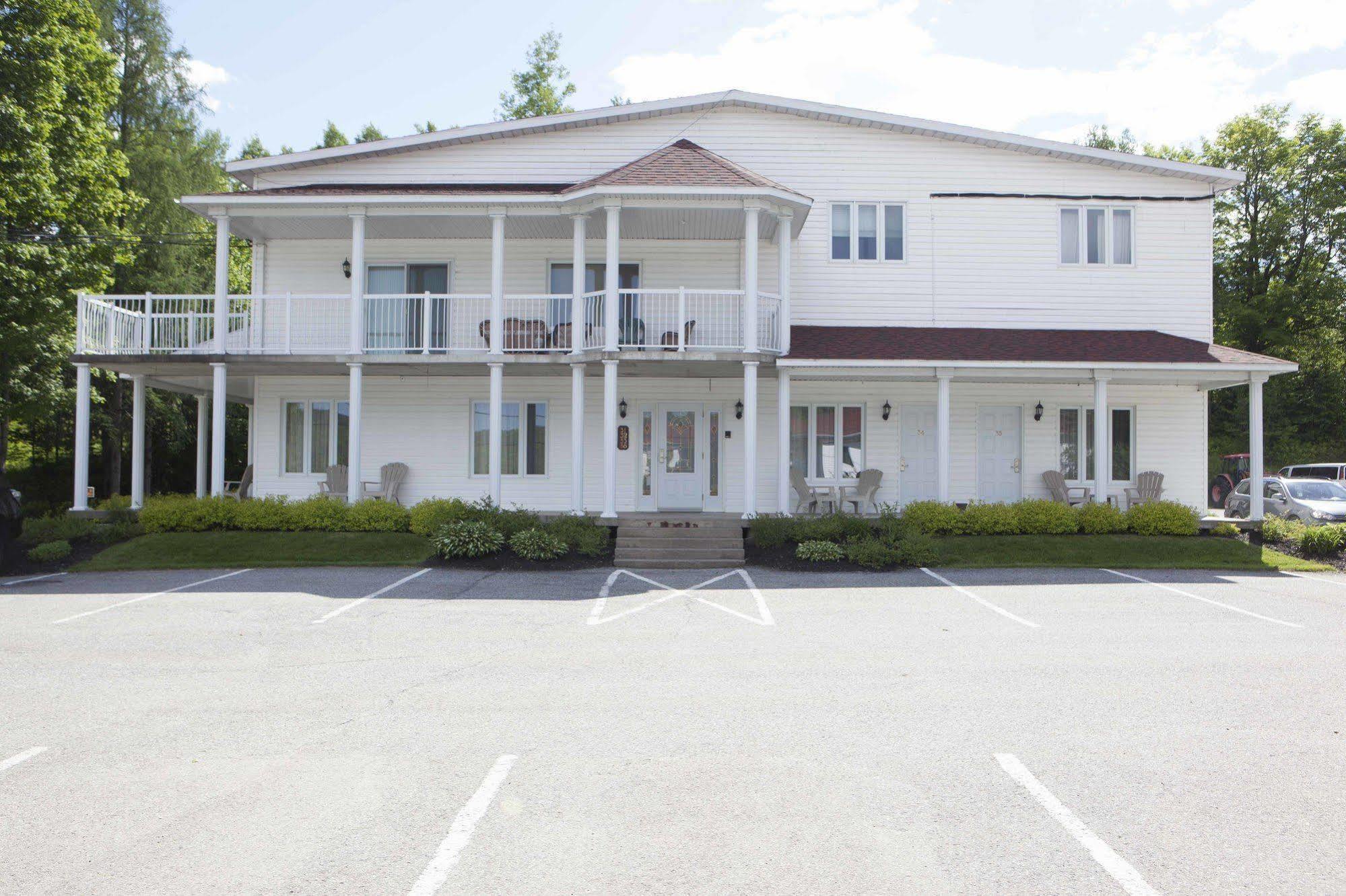 Manoir Du Lac William Saint-Ferdinand Exteriér fotografie
